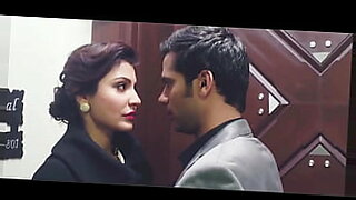 Menjelajahi dunia sensual BDSM Bollywood.